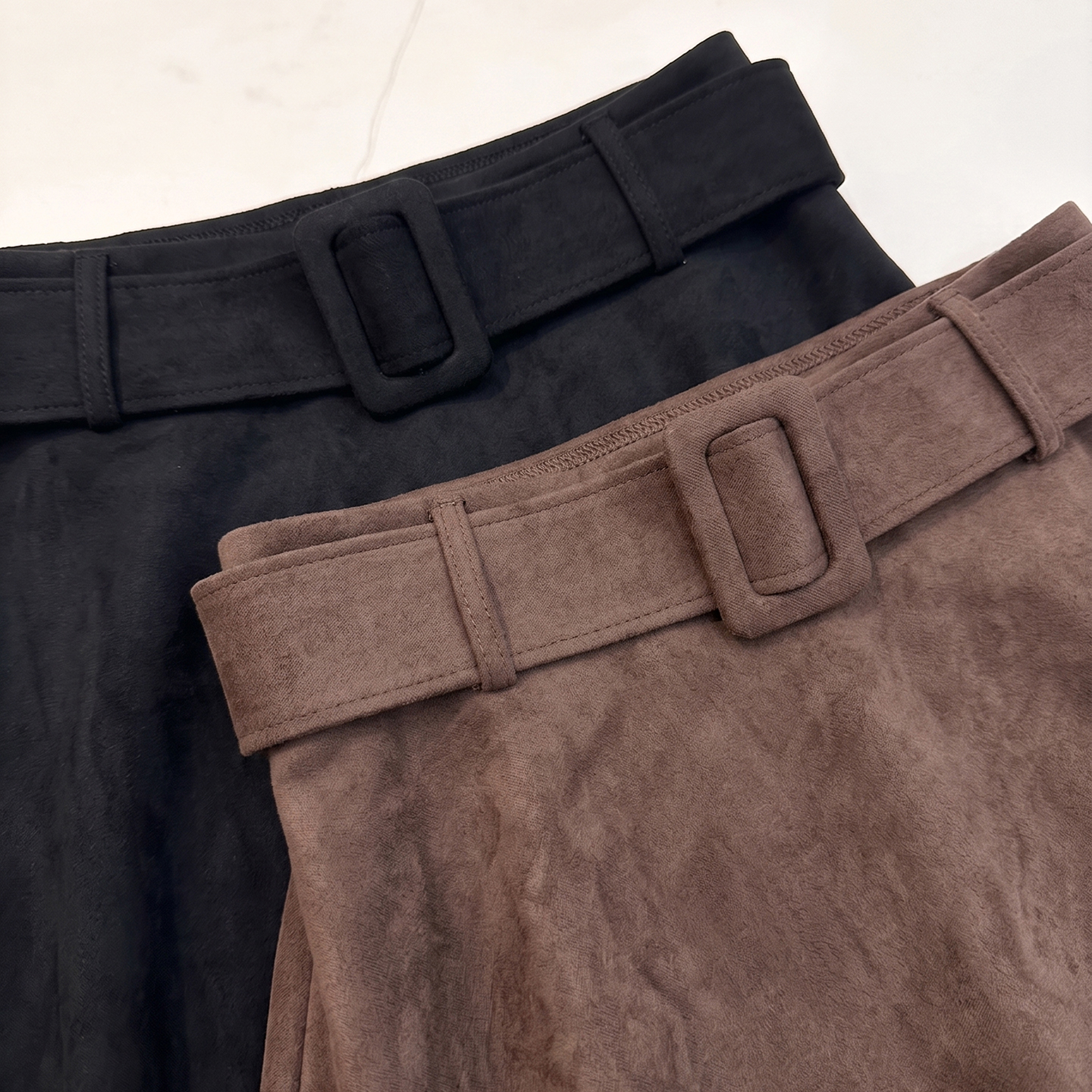 Minimalist High Waist Brown Suede A-Line Midi Skirt for Women 2026 Fall New Versatile Long Skirt with Belt - Image 4