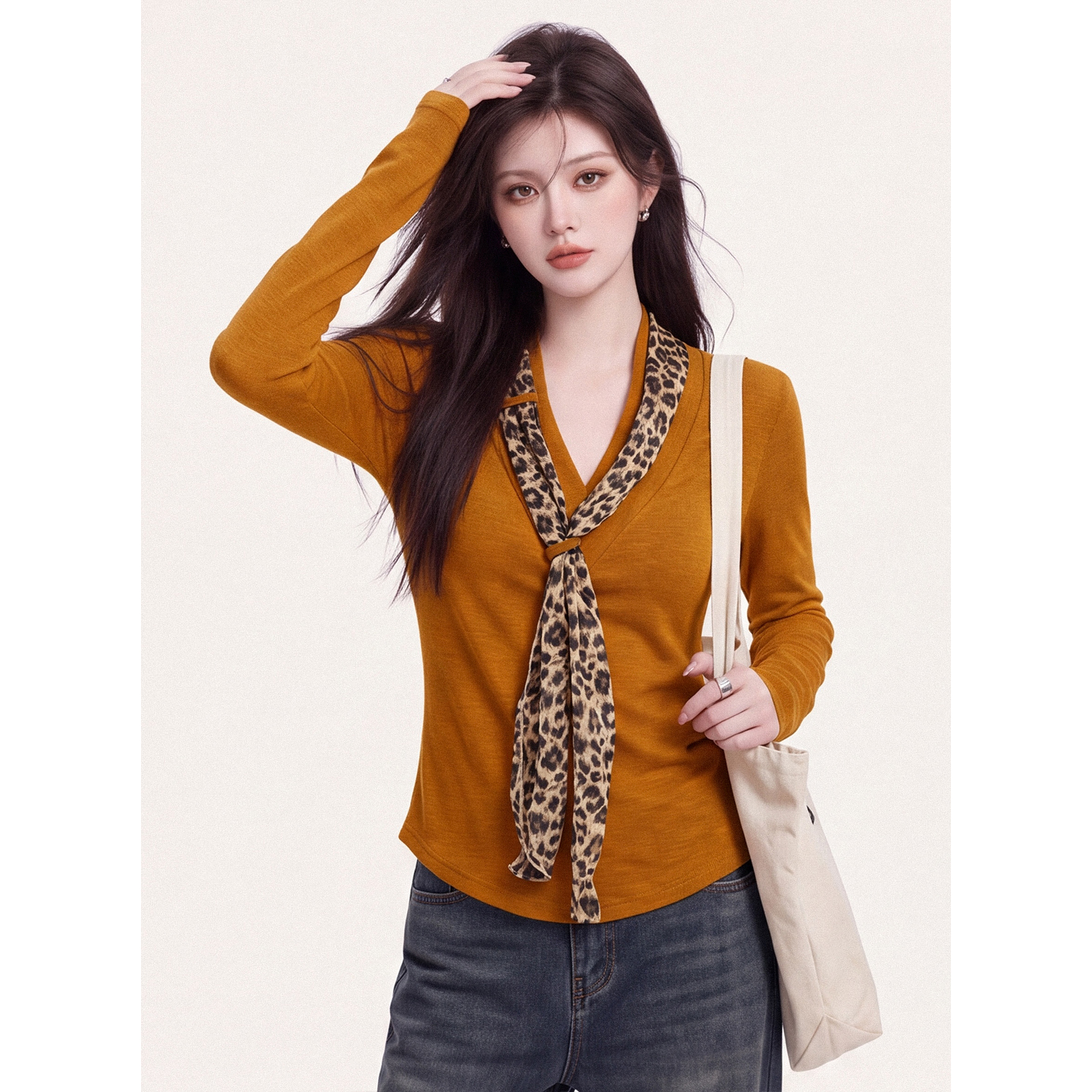 Women's Leopard Print Ribbon Two-Piece Long Sleeve V-Neck Slim Fit T-Shirt Early Autumn - Image 3